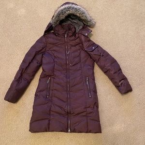 Eddie Bauer Sun Valley Down Parka in Dark Plum, size small, like new condition.